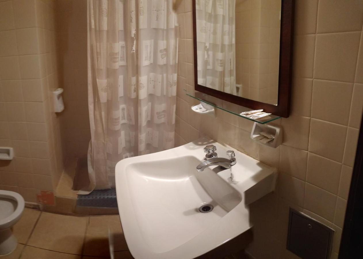 Crystal Hotel Salta Luaran gambar