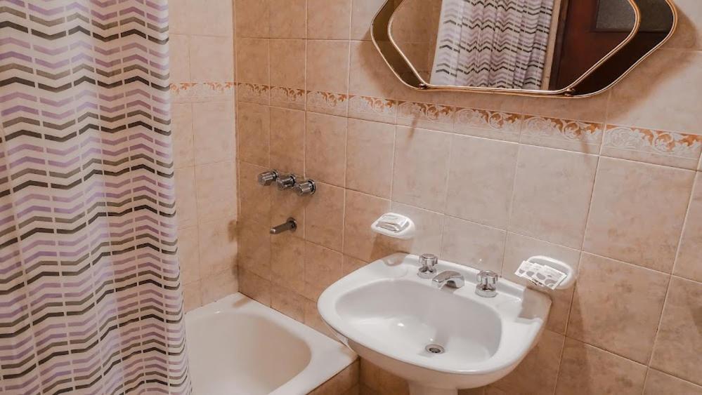 Crystal Hotel Salta Luaran gambar